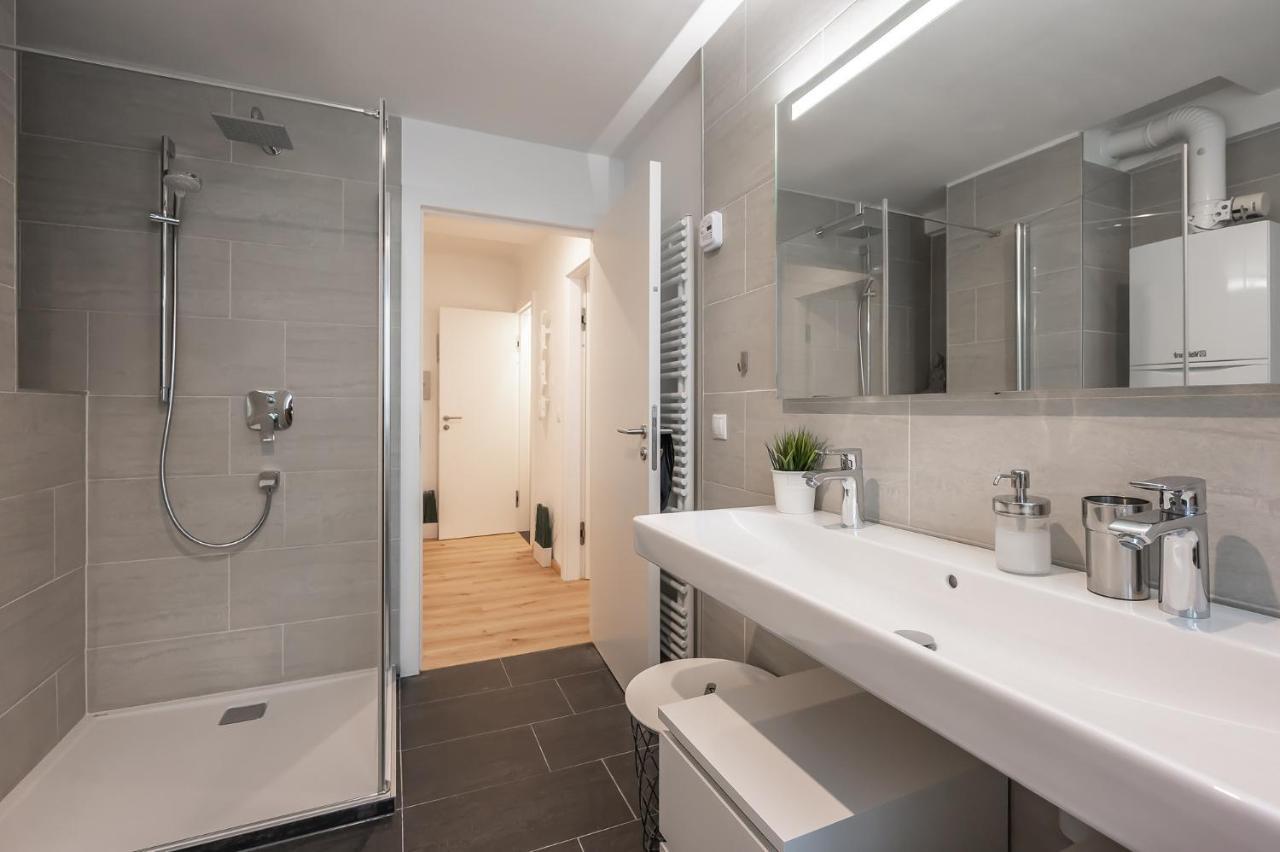 Modern City Center Apartment Wenen Buitenkant foto