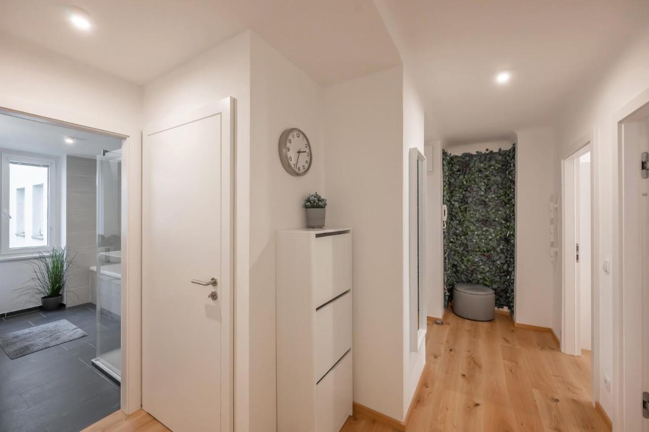 Modern City Center Apartment Wenen Buitenkant foto